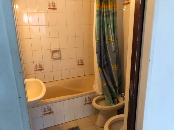 VENTA CASA 3 AMBIENTES LOTE 10x34 FCO VARELA Bosques