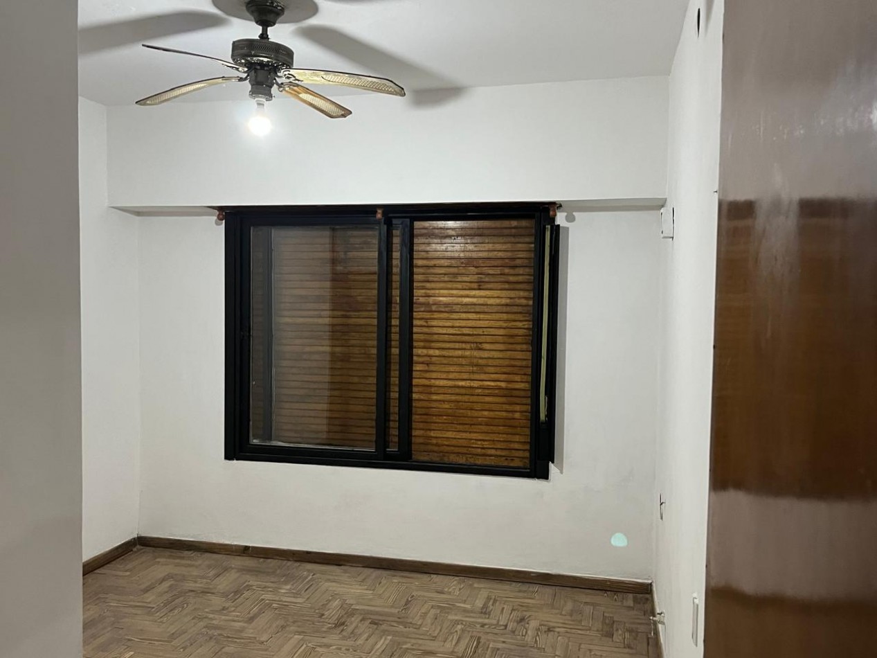 CASA 3 AMBIENTES c/ COCHERA, PATIO y TERRAZA